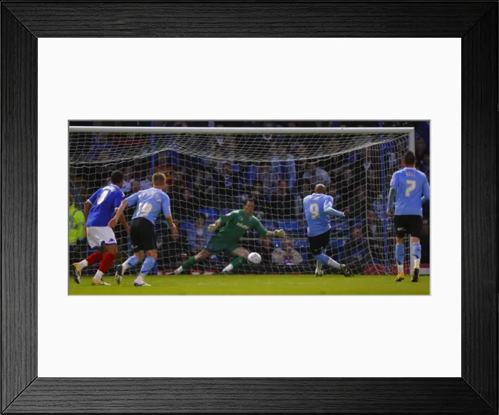 Framed Print : Marlon King Scores Penalty for Coventry City at Fratton Park against Portsmouth (Npower Championship, 12-04-2011)