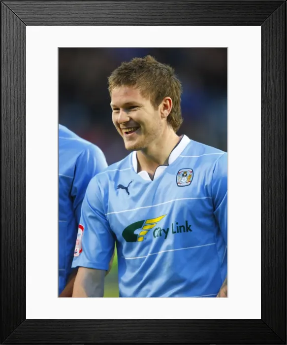 Framed Print : Aron Gunnarsson of Coventry City Focuses Before Npower Championship Clash at Fratton Park Against Portsmouth