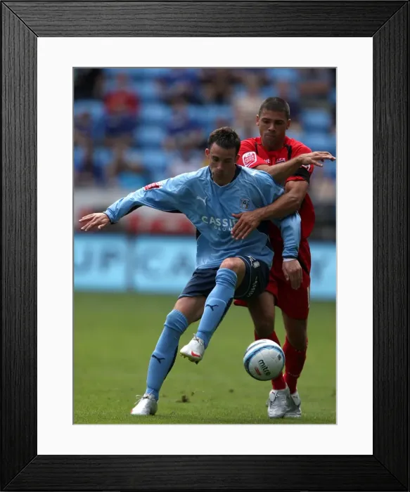 Framed Print : Battling for Supremacy: McIndoe vs. Walters in the Coca-Cola Championship Clash between Coventry City and Ipswich Town (09-08-2009) Framed Print : Battling for Supremacy: McIndoe vs. Walters in the Coca-Cola Championship Clash between Coventry City and Ipswich Town (09-08-2009)