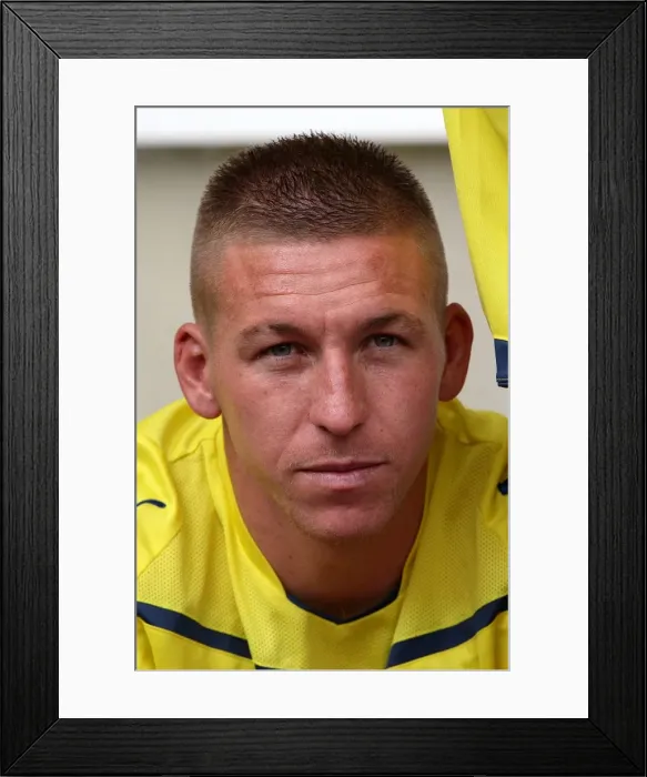 Framed Print : Freddy Eastwood's Stunning Goal for Coventry City vs Ipswich Town (Championship 2009)