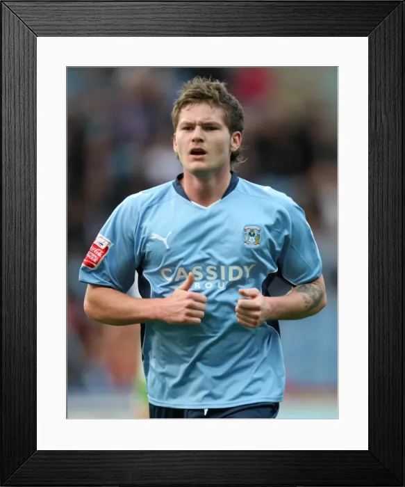 Framed Print : Aron Gunnarsson in Action: Coventry City vs Reading, Championship 2009 at Ricoh Arena Framed Print : Aron Gunnarsson in Action: Coventry City vs Reading, Championship 2009 at Ricoh Arena