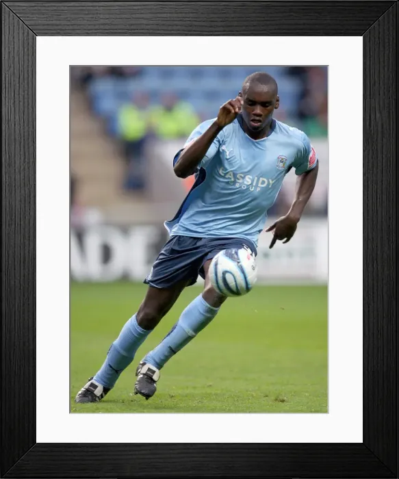 Framed Print : Jermaine Grandison in Action: Coventry City vs Reading, Championship 2009, Ricoh Arena Framed Print : Jermaine Grandison in Action: Coventry City vs Reading, Championship 2009, Ricoh Arena