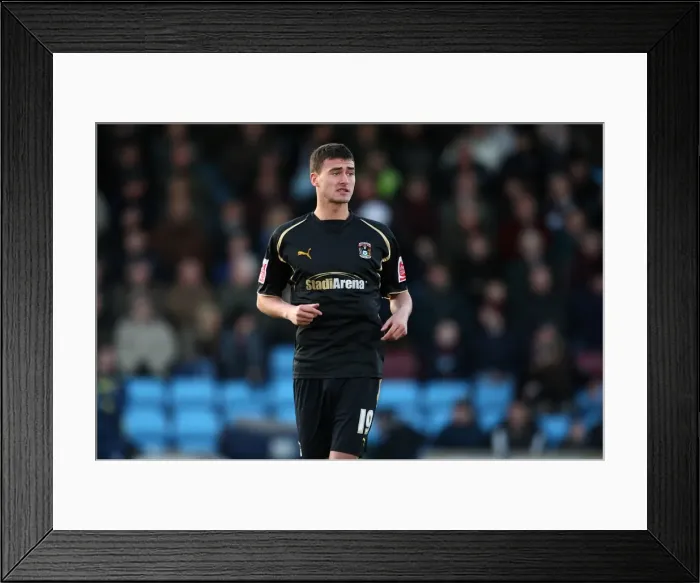 Framed Print : Gary Madine's Stunner: Coventry City vs Scunthorpe United in Championship (06-12-2009) Framed Print : Gary Madine's Stunner: Coventry City vs Scunthorpe United in Championship (06-12-2009)