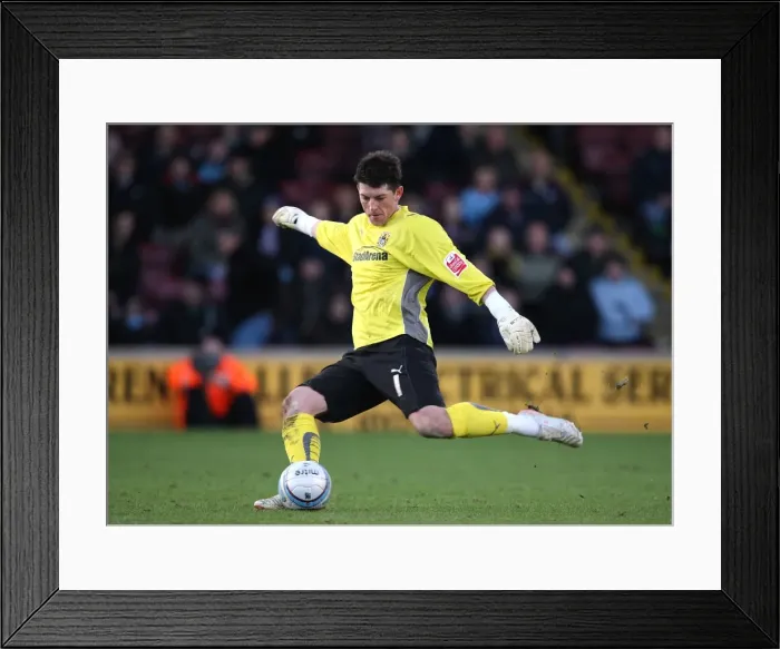 Framed Print : Coventry City's Keiren Westwood: Dramatic Goalkeeping Display vs Scunthorpe United, Championship 2009 Framed Print : Coventry City's Keiren Westwood: Dramatic Goalkeeping Display vs Scunthorpe United, Championship 2009