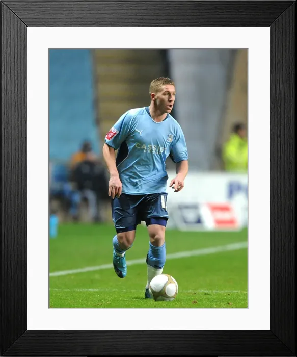 Framed Print : Freddy Eastwood's Dramatic FA Cup Goal: Coventry City vs Portsmouth (12-01-2010, Ricoh Arena) Framed Print : Freddy Eastwood's Dramatic FA Cup Goal: Coventry City vs Portsmouth (12-01-2010, Ricoh Arena)