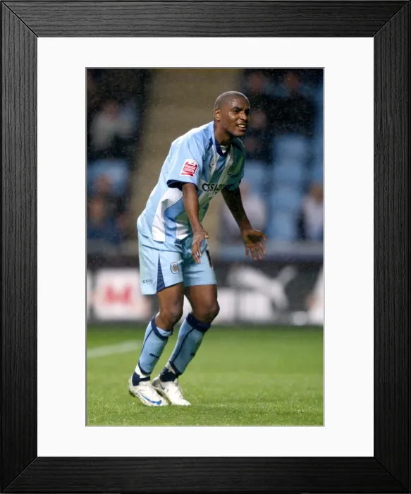 Framed Print : Clinton Morrison Celebrates Coventry City's Carling Cup Victory over Aldershot Town (13-08-2008) Framed Print : Clinton Morrison Celebrates Coventry City's Carling Cup Victory over Aldershot Town (13-08-2008)