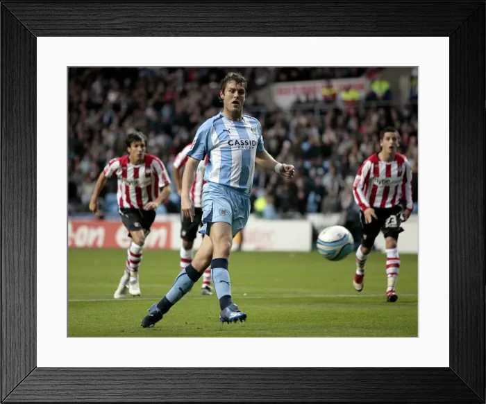 Framed Print : Coca-Cola Football Championship - Coventry City v Southampton - Ricoh Arena