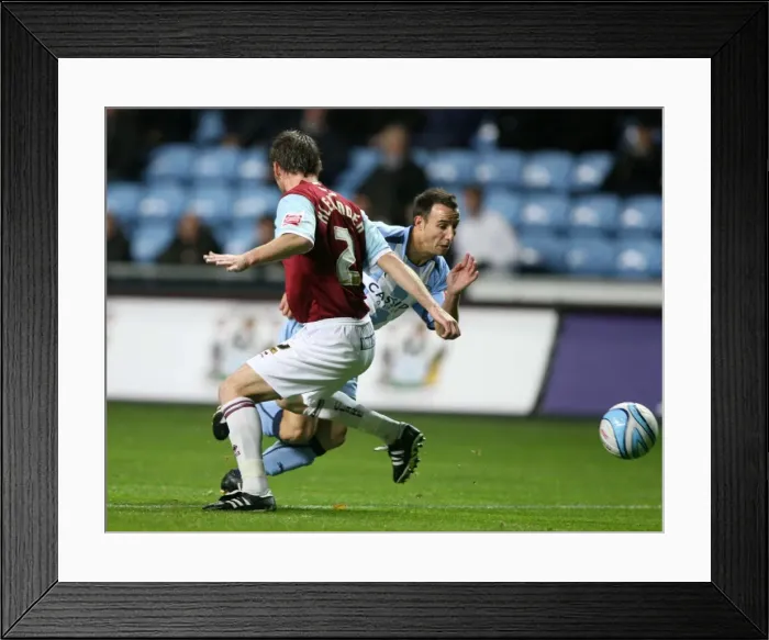Framed Print : Coca-Cola Football League Championship - Coventry City v Burnley - Ricoh Arena Framed Print : Coca-Cola Football League Championship - Coventry City v Burnley - Ricoh Arena