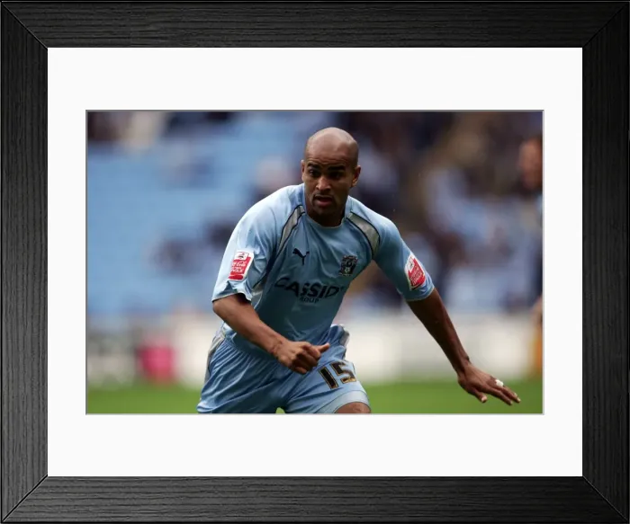 Framed Print : Coventry City vs Hull City: Leon McKenzie Scores at Ricoh Arena - Championship Match (August 18, 2007)
