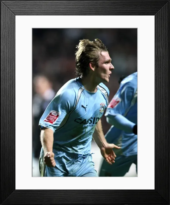 Framed Print : Carling Cup - Fourth Round - Coventry City v West Ham United - Ricoh Arena