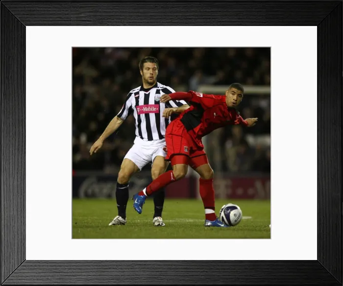 Framed Print : Coca-Cola Football League Championship - West Bromwich Albion v Coventry City - The Hawthorns Framed Print : Coca-Cola Football League Championship - West Bromwich Albion v Coventry City - The Hawthorns