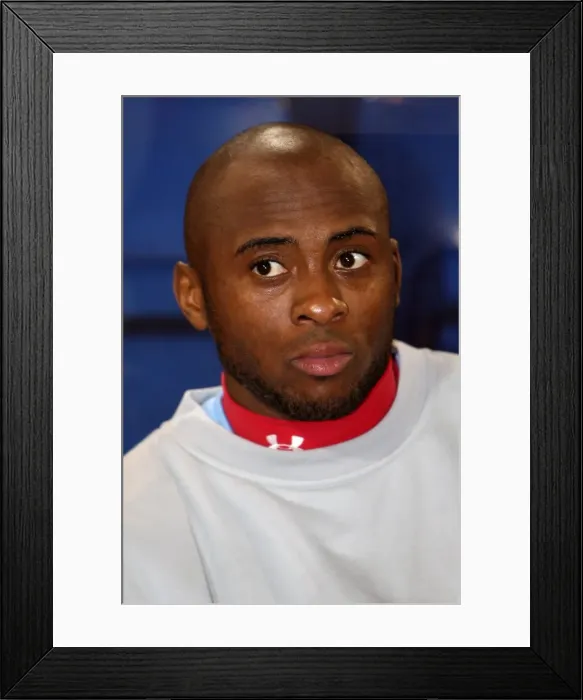 Framed Print : Coventry City vs. West Bromwich Albion in the Championship: A Clash at The Hawthorns (Ellery Cairo Leading the Way, 04-12-2007) Framed Print : Coventry City vs. West Bromwich Albion in the Championship: A Clash at The Hawthorns (Ellery Cairo Leading the Way, 04-12-2007)