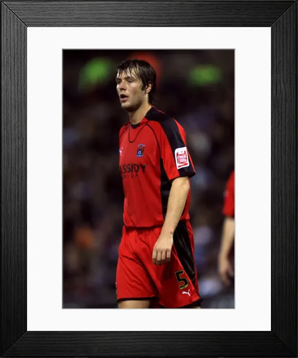 Framed Print : Elliott Ward vs. West Bromwich Albion: A Championship Showdown (04-12-2007) Framed Print : Elliott Ward vs. West Bromwich Albion: A Championship Showdown (04-12-2007)