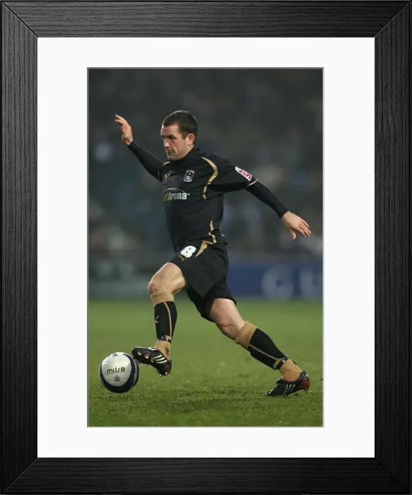 Framed Print : Michael Doyle in Action: Coventry City vs. Queens Park Rangers, Championship (10-01-2009) Framed Print : Michael Doyle in Action: Coventry City vs. Queens Park Rangers, Championship (10-01-2009)