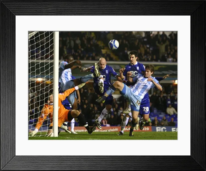 Framed Print : Battleground Birmingham: Lee Carsley Clashes with Coventry City's Osbourne and Gunnarsson in Championship Showdown (03-11-2008) Framed Print : Battleground Birmingham: Lee Carsley Clashes with Coventry City's Osbourne and Gunnarsson in Championship Showdown (03-11-2008)