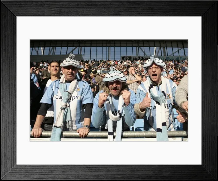 Framed Print : Electric Atmosphere: Coventry City vs Birmingham City - Fans Roar for the Sky Blues in Championship Clash (21-02-2009) Framed Print : Electric Atmosphere: Coventry City vs Birmingham City - Fans Roar for the Sky Blues in Championship Clash (21-02-2009)