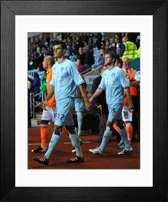 Framed Print : Coventry City vs Blackpool: Conor Thomas and Martin Cranie with Mascot Before Kick-off in Npower Championship (27-09-2011, Ricoh Arena) Framed Print : Coventry City vs Blackpool: Conor Thomas and Martin Cranie with Mascot Before Kick-off in Npower Championship (27-09-2011, Ricoh Arena)