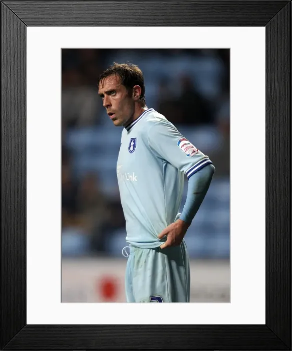 Framed Print : Richard Keogh in Action: Coventry City vs Blackpool, Npower Championship (27-09-2011) - Ricoh Arena Framed Print : Richard Keogh in Action: Coventry City vs Blackpool, Npower Championship (27-09-2011) - Ricoh Arena