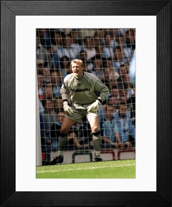Framed Print : Magnus Hedman in Action: Coventry City vs. Middlesbrough, FA Carling Premiership (19-08-2000) Framed Print : Magnus Hedman in Action: Coventry City vs. Middlesbrough, FA Carling Premiership (19-08-2000)