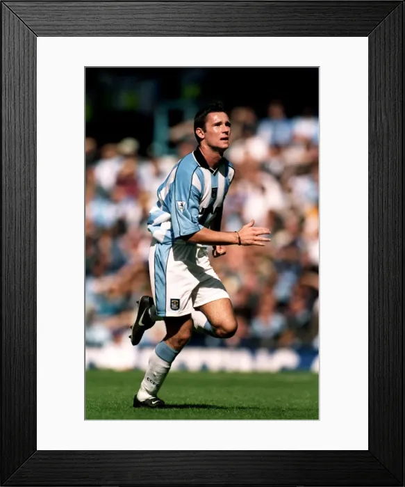 Framed Print : Coventry City vs Middlesbrough: Clash in the FA Carling Premiership (19-08-2000) Framed Print : Coventry City vs Middlesbrough: Clash in the FA Carling Premiership (19-08-2000)