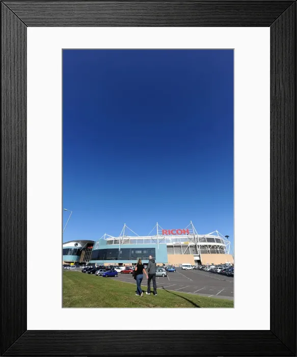 Framed Print : Championship Showdown: Coventry City vs Nottingham Forest at Ricoh Arena (15-10-2011)