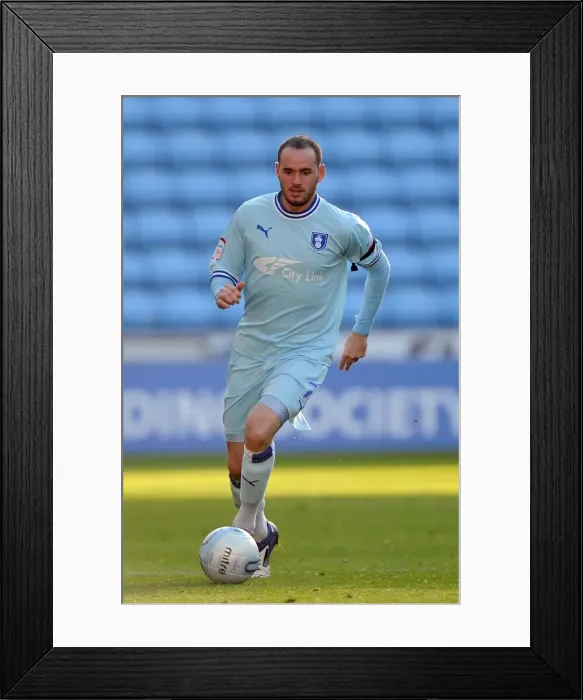 Framed Print : Showdown at Ricoh Arena: Coventry City vs Nottingham Forest (15-10-2011)