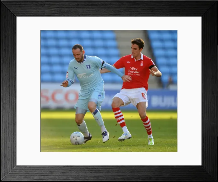 Framed Print : David Bell vs. Matt Derbyshire: A Championship Showdown at Ricoh Arena Framed Print : David Bell vs. Matt Derbyshire: A Championship Showdown at Ricoh Arena