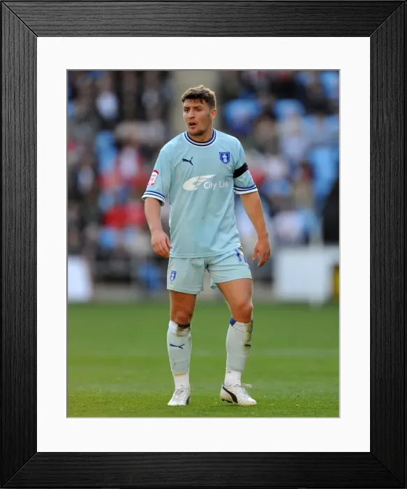 Framed Print : Gary Deegan in Action: Coventry City vs Nottingham Forest (October 15, 2011) - Ricoh Arena Framed Print : Gary Deegan in Action: Coventry City vs Nottingham Forest (October 15, 2011) - Ricoh Arena
