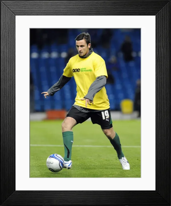 Framed Print : Roy O'Donovan in Action: Coventry City vs. Leeds United, Npower Championship, Elland Road (October 18, 2011) Framed Print : Roy O'Donovan in Action: Coventry City vs. Leeds United, Npower Championship, Elland Road (October 18, 2011)