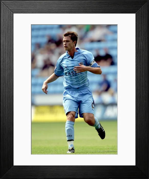 Framed Print : Stephen Hughes vs Sunderland: A Championship Showdown at Ricoh Arena (2006) Framed Print : Stephen Hughes vs Sunderland: A Championship Showdown at Ricoh Arena (2006)