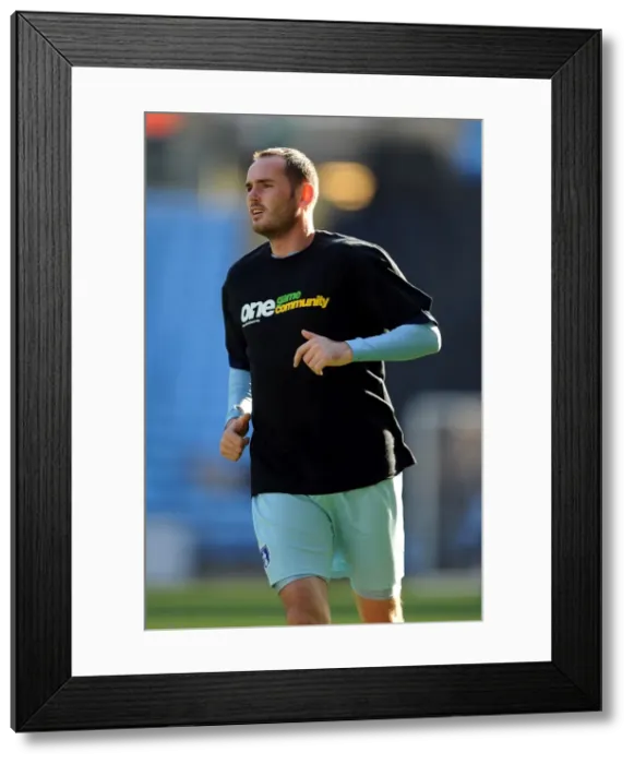 Framed Print : David Bell's Pre-Game Ritual: Coventry City vs. Burnley, Npower Championship (22-10-2011, Ricoh Arena) Framed Print : David Bell's Pre-Game Ritual: Coventry City vs. Burnley, Npower Championship (22-10-2011, Ricoh Arena)