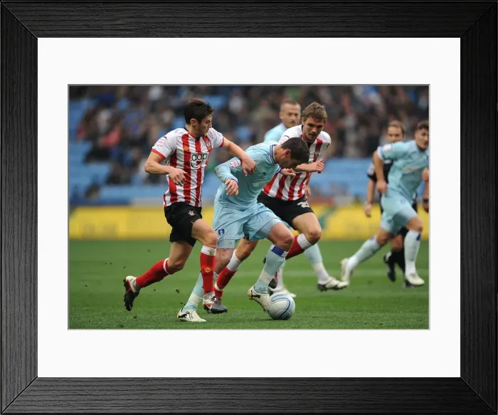 Framed Print : npower Football League Championship - Coventry City v Southampton - Ricoh Arena