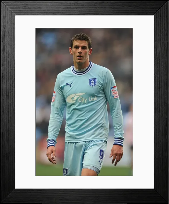 Framed Print : Lukas Jutkiewicz: Coventry City's Star Striker Shines Against Southampton (5-11-2011, Ricoh Arena) Framed Print : Lukas Jutkiewicz: Coventry City's Star Striker Shines Against Southampton (5-11-2011, Ricoh Arena)