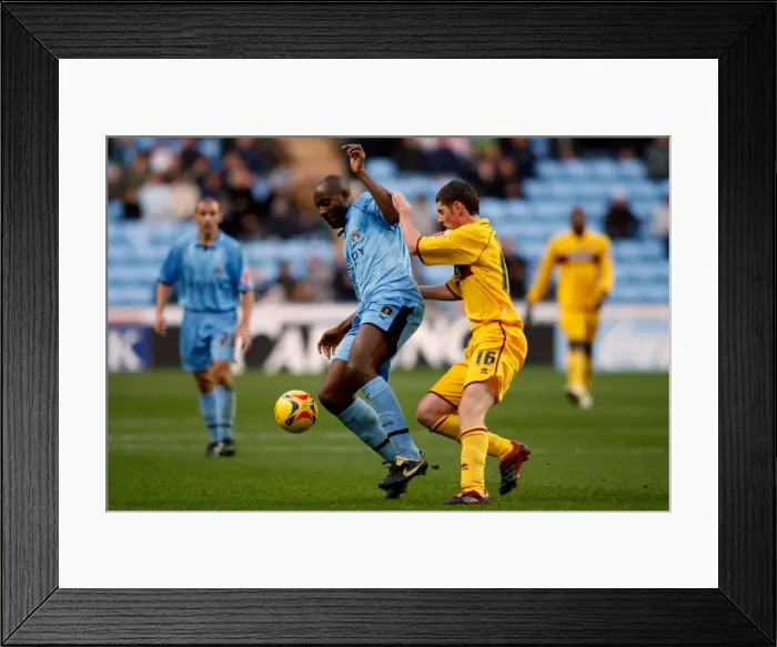 Framed Print : Intense Rivalry: Dale Adebola vs. Chris McCann at Coventry City (09-12-2006) Framed Print : Intense Rivalry: Dale Adebola vs. Chris McCann at Coventry City (09-12-2006)