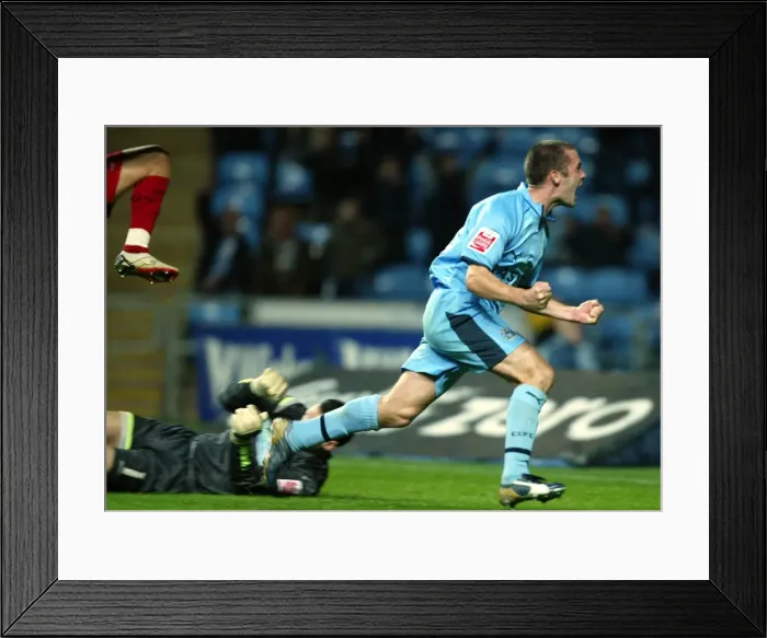 Framed Print : Michael Doyle's Thrilling Goal Celebration vs. Colchester United (23-10-2006) Framed Print : Michael Doyle's Thrilling Goal Celebration vs. Colchester United (23-10-2006)