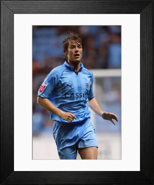Framed Print : Elliot Ward in Action: Coventry City vs Colchester United (10-23-06) Framed Print : Elliot Ward in Action: Coventry City vs Colchester United (10-23-06)