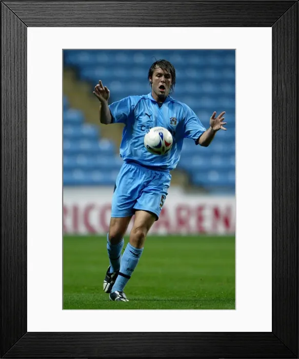 Framed Print : Elliot Ward in Action: Coventry City vs Colchester United (10-23-06) Framed Print : Elliot Ward in Action: Coventry City vs Colchester United (10-23-06)