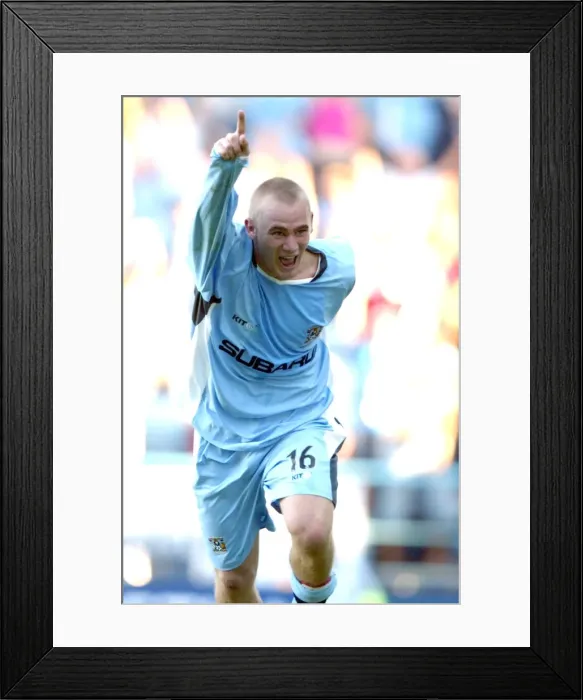Framed Print : Eddie Johnson's Thrilling Goal Celebration: Coventry City vs. Sunderland (07-08-2004) Framed Print : Eddie Johnson's Thrilling Goal Celebration: Coventry City vs. Sunderland (07-08-2004)