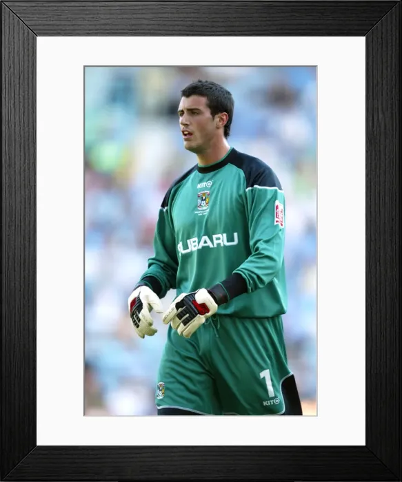 Framed Print : Scott Shearer in Action: Coventry City vs Sunderland (07-08-2004) Framed Print : Scott Shearer in Action: Coventry City vs Sunderland (07-08-2004)
