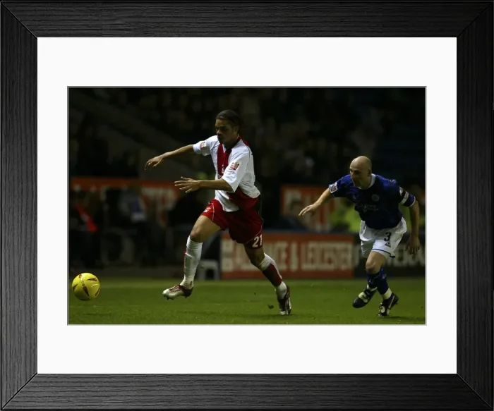 Framed Print : Leacock Outruns Tiatto: Coventry City vs Leicester City (08-11-2004) Framed Print : Leacock Outruns Tiatto: Coventry City vs Leicester City (08-11-2004)