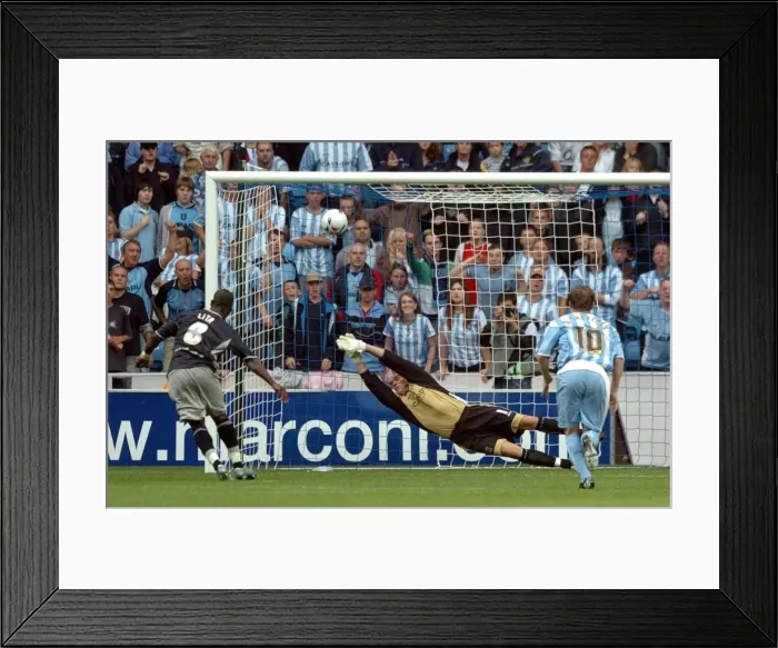 Framed Print : Coventry v Reading - Highfield Road Framed Print : Coventry v Reading - Highfield Road