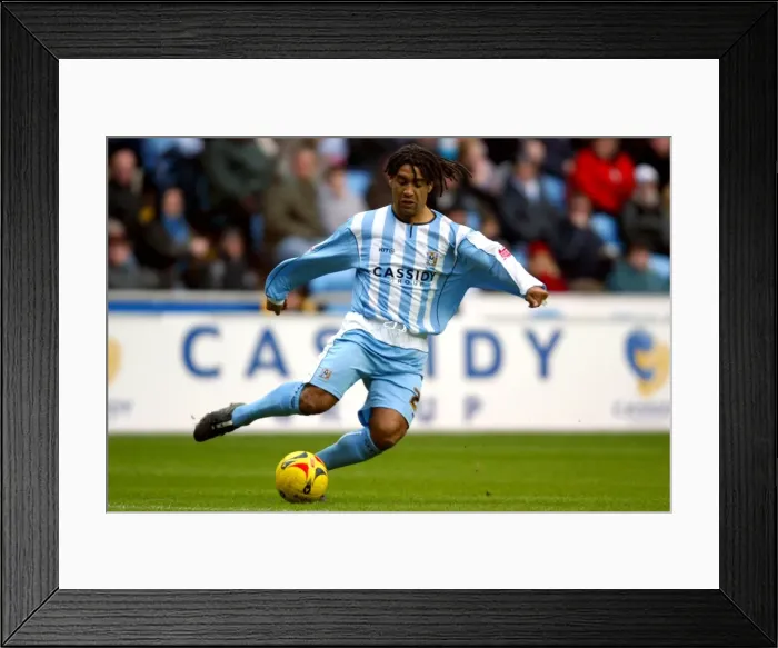 Framed Print : Richard Shaw in Action: Coventry City vs Burnley (25-02-2006) - Ricoh Arena Framed Print : Richard Shaw in Action: Coventry City vs Burnley (25-02-2006) - Ricoh Arena