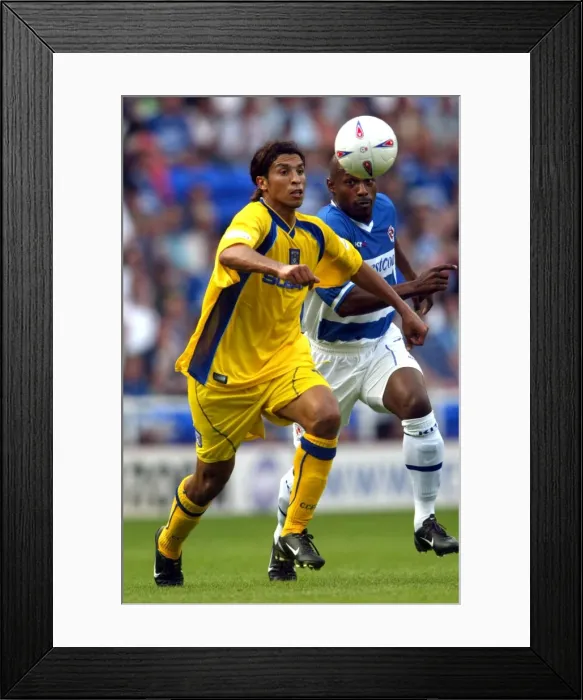 Framed Print : Chippo's Unyielding Spirit: Coventry City vs. Reading, Nationwide League Division One (17-08-2001) Framed Print : Chippo's Unyielding Spirit: Coventry City vs. Reading, Nationwide League Division One (17-08-2001)
