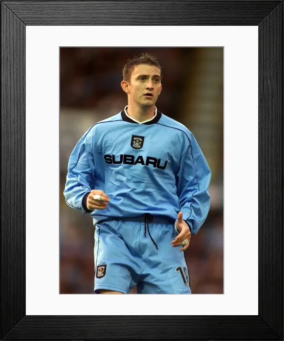 Framed Print : Gavin Strachan vs. Wolverhampton Wanderers: Coventry City's Clash in Nationwide League Division One (2001) Framed Print : Gavin Strachan vs. Wolverhampton Wanderers: Coventry City's Clash in Nationwide League Division One (2001)