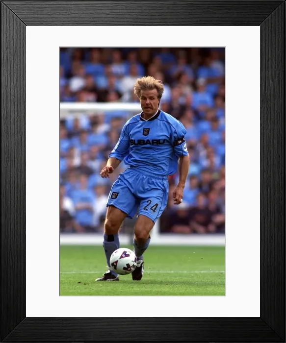 Framed Print : Roland Nilsson vs. Wolves: Coventry City's Showdown (19-08-2001) Framed Print : Roland Nilsson vs. Wolves: Coventry City's Showdown (19-08-2001)