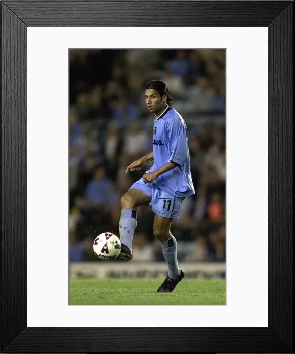 Framed Print : Youssef Chippo's Intense Moment: Coventry City vs Nottingham Forest (Nationwide League Division One, 27-08-2001) Framed Print : Youssef Chippo's Intense Moment: Coventry City vs Nottingham Forest (Nationwide League Division One, 27-08-2001)