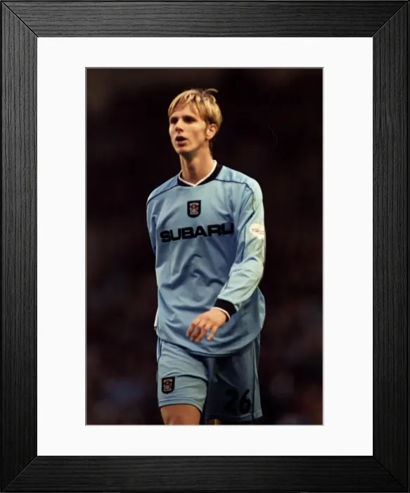 Framed Print : Calum Davenport in Action: Coventry City vs Burnley (Nationwide League Division One - 17-11-2001) Framed Print : Calum Davenport in Action: Coventry City vs Burnley (Nationwide League Division One - 17-11-2001)