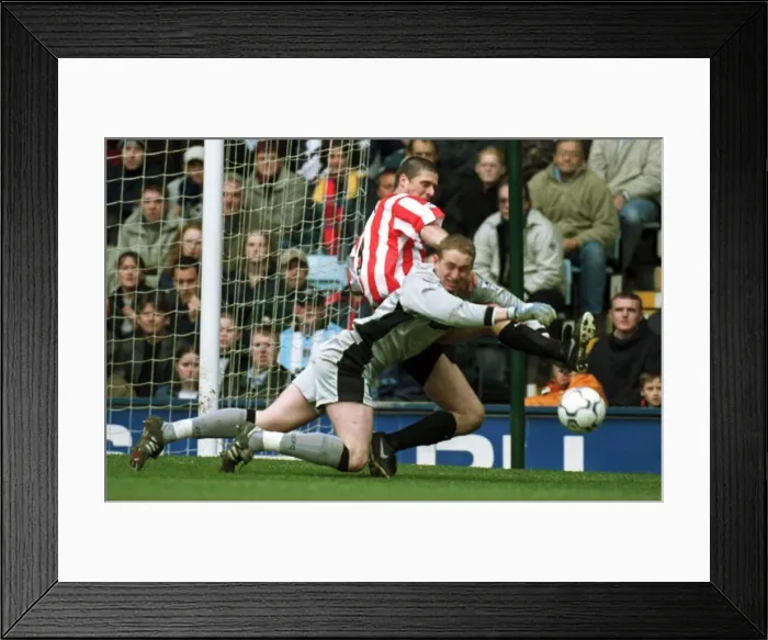 Framed Print : Kirkland's Spectacular Save Denies Quinn: Coventry City vs Sunderland (16-04-2001) Framed Print : Kirkland's Spectacular Save Denies Quinn: Coventry City vs Sunderland (16-04-2001)