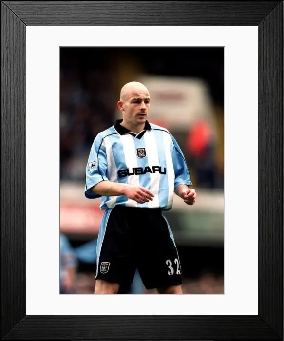 Framed Print : Lee Carsley in Action: Coventry City vs Ipswich Town (Premier League, 21-04-2001) Framed Print : Lee Carsley in Action: Coventry City vs Ipswich Town (Premier League, 21-04-2001)