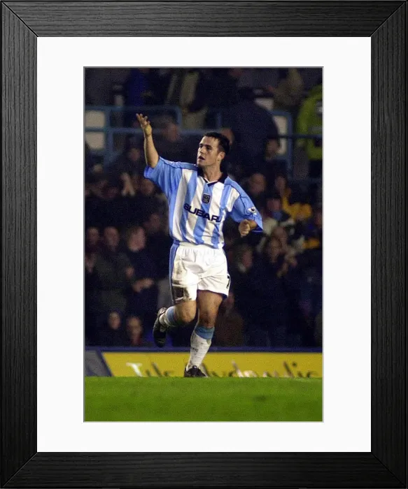 Framed Print : FA Premiership - Coventry City v Southampton - Highfield Road Framed Print : FA Premiership - Coventry City v Southampton - Highfield Road